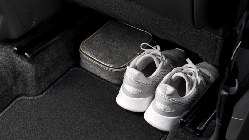 2025 Chevrolet trailblazer Photography: Floor Storage