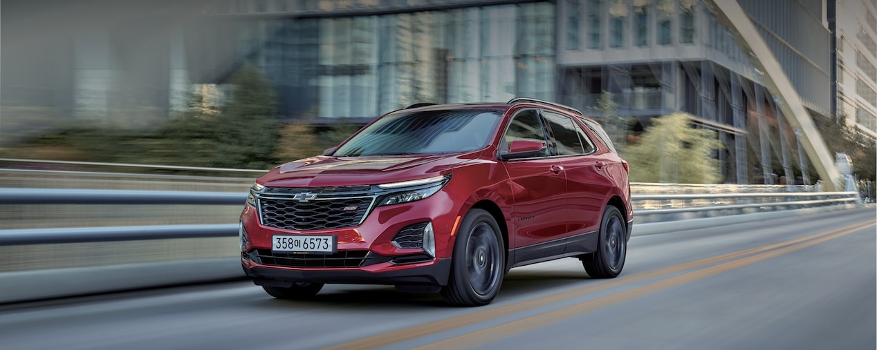 2022 Chevrolet Equinox: Exterior Driver side 3/4 front view